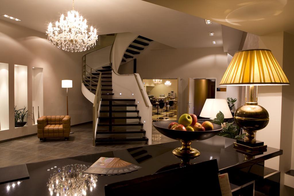 שטוטגרט Ross Hotel מראה חיצוני תמונה