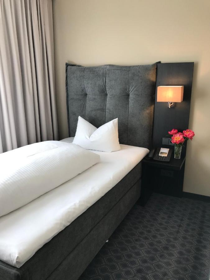 שטוטגרט Ross Hotel מראה חיצוני תמונה